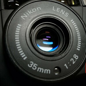 完動美品 Nikon L35AD2 ピカイチ #519 コンパクトフィルムカメラ 1円スタートの画像2