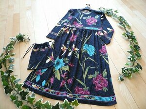 【新品】8761【LL】上質 艶やか花柄 ニット ワンピース 紺系 ギャザー切替 薄手起毛ニット 共布ポーチ付 40代 50代 60代