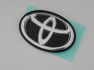 ToyotaGenuine 86 GRスポーツ用 フロント Toyota Emblem 60Prius フロントに流用 80mm×120mm ブラック Tマーク Toyotaマーク