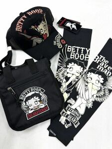 Betty Boop x BRAVE-MANbeti Brave man collaboration cap arm shade Mini bag 3 point set 