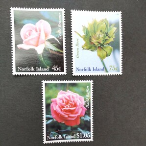 ノーフォーク島切手 バラ3種 未使用の画像1