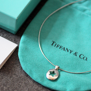 TIFFANY&Co.