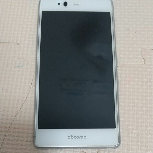 arrows 【F-05J】 スマートフォン docomo White