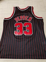 サイズ：XL　美品　Mitchell&Ness Hardwood Classics Chicago Bulls Scottie Pippen #33 ジャージー ユニホーム/シカゴ・ブルズ/NBA　_画像6