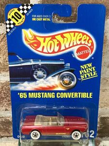 未開封　MATTEL マテル　HOT WHEELS ホットウィール　'65 MUSTANG CONVERTIBLE マスタング　赤色　マレーシア製