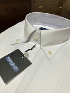 ROBERTOMARAZZI 形態安定白織柄ボタンダウンワイシャツ　L(40-82)