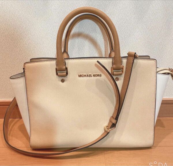 MichaelKORS ビックハンドバッグ