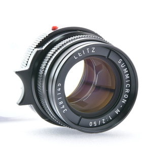 Leica SUMMICRON-M 50mm F2 第3世代 1989年製 Mマウント 専用フード 12538付 ライカ レンズの画像3