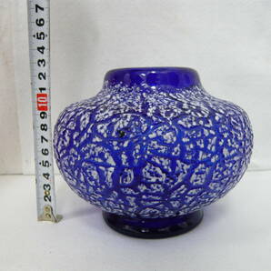 (M40654)琉球ガラス 青色 花瓶 水差し 花入 沖縄 工芸ガラス フラワーベースの画像4