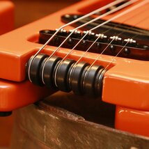 送料無料 Traveler Guitar Speedster Standard, Hugger Orange トラベラーギター エレキギター エレクトリックギター 軽量 コンパクト_画像7