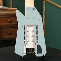 送料無料 Traveler Guitar Ultra-Light EDGE Blue and White トラベラーギター エレアコ 軽量 コンパクト 旅行用 ギグバッグ付 検品調整済_画像4