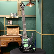 訳あり 特価 Traveler Guitar Vaibrant Deluxe V88X Cosmic Black トラベラーギター エレキギター アウトレット 検品調整済出荷_画像2