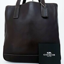 1円■超美品■COACH コーチ チャーム ロゴ トートバッグ ビジネス ブリーフケース 大容量 A4 レディース メンズ レザー ダークブラウン茶色_画像2