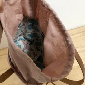 ハンドメイド☆手刺繍 ボタニカル刺繍 丸底 巾着トートバッグ の画像9