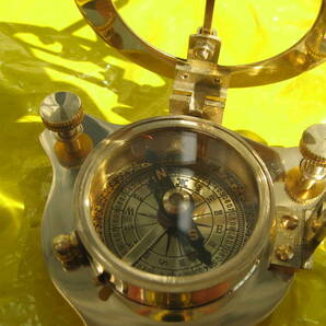 海のレトロ、レプリカ真鍮製、新品の日時計。輸入品、 West Londonの表示の画像4