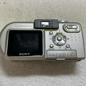 SONY DSC-P8の画像4