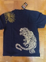 錦　NISHIKI トライバルタイガー　虎　半袖Tシャツ　Lサイズ　青　新品未使用タグ付き　送料無料!_画像2