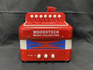 M6182[WOODSTOCK]MUSIC COLLECTION Woodstock Kids accordion american antique style design operation goods 