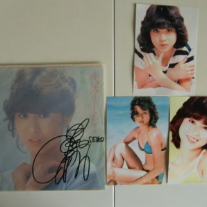 貴重！！松田聖子「赤いスイトピー」直筆サイン入りレコード＋写真3枚（オマケ）の画像1