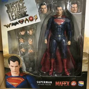 ■メディコム・トイ MAFEX No.057 SUPERMAN マフェックス スーパーマン 美品の画像1