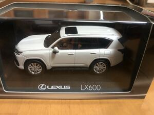 1/43 レクサス LEXUS LX600 EXECUTIVE 右ハンドル ディーラー特注 非売品 ミニカー 京商