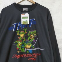 ミュータント・タートルズ 長袖 Tシャツ ロンT トレーナー スウェット シール ステッカー付き 新品 メンズ 紳士 Lサイズ 黒 ブラック_画像2