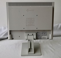 EIZO ナナオ FlexScan S1701　液晶モニタ　VGA & DVI 解像度最大1280×1024　OLD Macにピッタリ_画像3