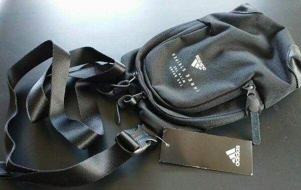 アデダスボディバッグ 黒 adidas