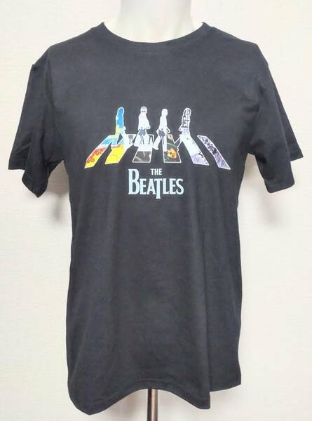 送料無料　【Mサイズ】ザ・ビートルズ　アビイ・ロード　Abbey Road　Tシャツ　半袖　ロックバンド　ファンスマ