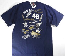 ★送料無料!VAN JAC ヴァンヂャケット IVY BOYが春～夏に映える! フルモチーフプリント/カレッヂTシャツ M NAVY★_画像10