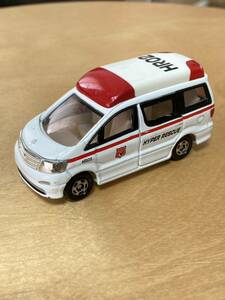 【送料込】トミカ 救急車　TOYOTA ALPHARD