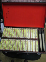 8トラ カラオケカセットテープ 30本　ケース付き　　（中1）_画像1