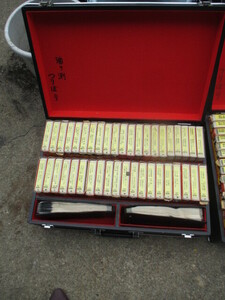 8トラ カラオケカセットテープ 30本　ケース付き　　（中5）