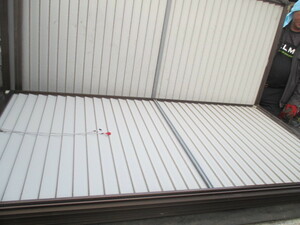  steel made sliding storm shutter type FA type 612 approximately :W900xH1853xD30mm