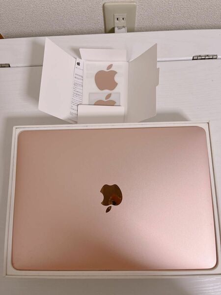 ジャンク品　Apple Macbook 12inch A1534 Retina