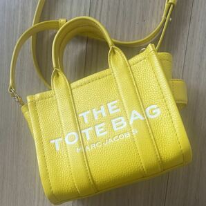 新品MARC JACOBS THE TOTEスモール イエローマークジェイコブス の画像1