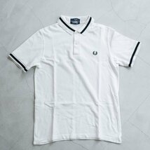 イングランド製　国内正規品　FRED PERRY フレッドペリー 襟袖ライン入り ロゴ刺繍 鹿の子 コットン 半袖 ポロシャツM 相当　白_画像1