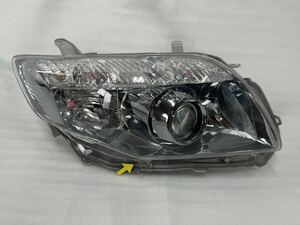 カローラ フィールダー NZE141G NZE144G ZRE142G ZRE144G 右ヘッド ライトランプ HID　KOITO コイト 12-526 81145-12C90 中古 純正