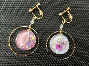 【新品】ハンドメイド　アシンメトリー　イヤリング　フープ　レジンアクセサリー