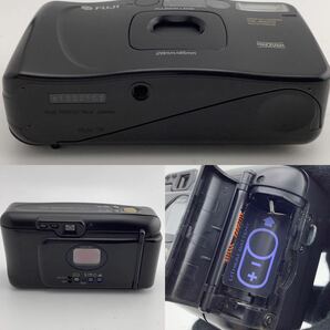 FUJI フィルムカメラ CARDIA Travel mini DUAL-P 28㎜/45㎜ ブラックボディー 昭和 レトロ 通電確認済み [k8196-Y214]の画像5