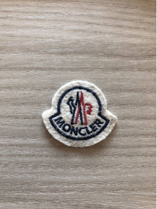 非売品 Moncler モンクレール アイコン ロゴ刺繍ワッペン フェルト地 カスタム用♪