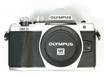 【 美品 】OLYMPUS OM-D E-M10 MarkII(2型) ボディー オリンパス [管OL2660]_画像2