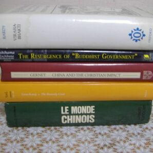 宗教洋書 5冊 Buddhist Goverment、Viraha-Bhakti、Le Monde Chinois、China And The Christian Impact 他 A4の画像1