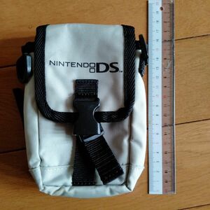 ニンテンドー　DS　純正ケース