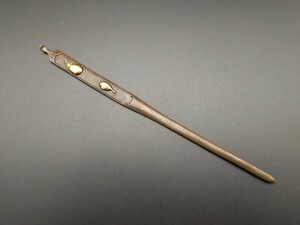 小柄　笄　なすの図　細工　銅地　絵金銀　日本刀装具　刀剣美術
