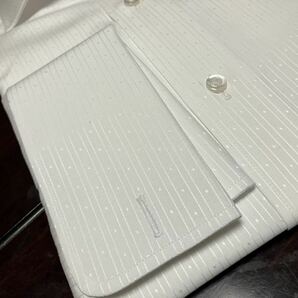LANVIN（ランバン）★白織柄ワイシャツ ワイドスプレッド L(41-82) ダブルカフス 細部にこだわりの貴重な一点物の画像4