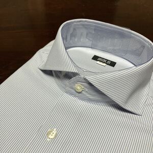 ABITRE51☆ブルーストライプ　形態安定ワイシャツ　L(41-85)　ホリゾンタル　吸水速乾　ストレッチ