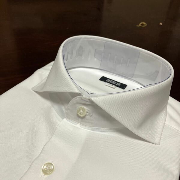 ABITRE51☆白無地　形態安定ワイシャツ　L(41-85)　ホリゾンタル　吸汗速乾　ストレッチ　良い品です