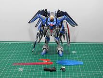 【1円スタート】HG ライジングフリーダムガンダム 完成品 塗装済み機動戦士ガンダムSEED FREEDOM ガンプラ　1/144_画像9