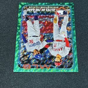 最新 499枚限定 2024 Topps Series 1 大谷翔平 ムーキーベッツNo.138 グリーンアイスフォイルパラレルカード Green Foil シリーズ1 の画像3